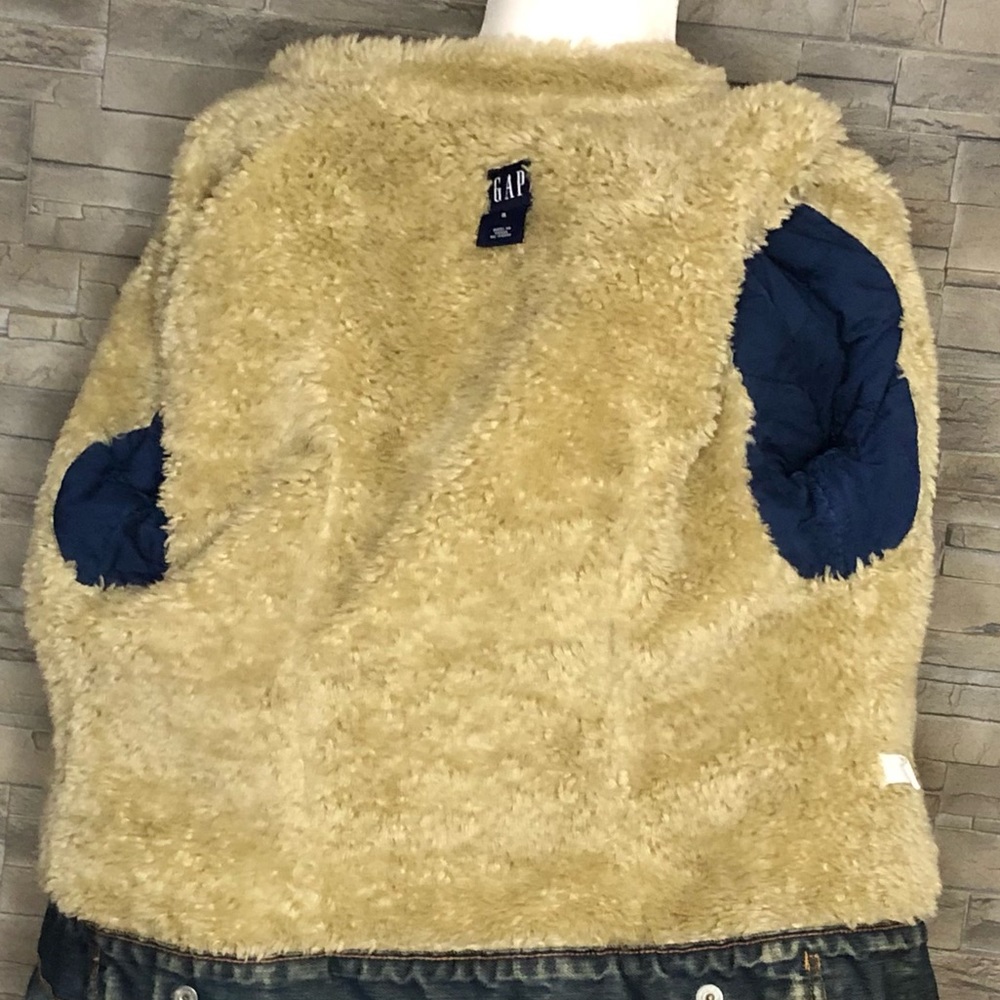 Gap sherpa-lined jean jacket - Picture 5 of 8